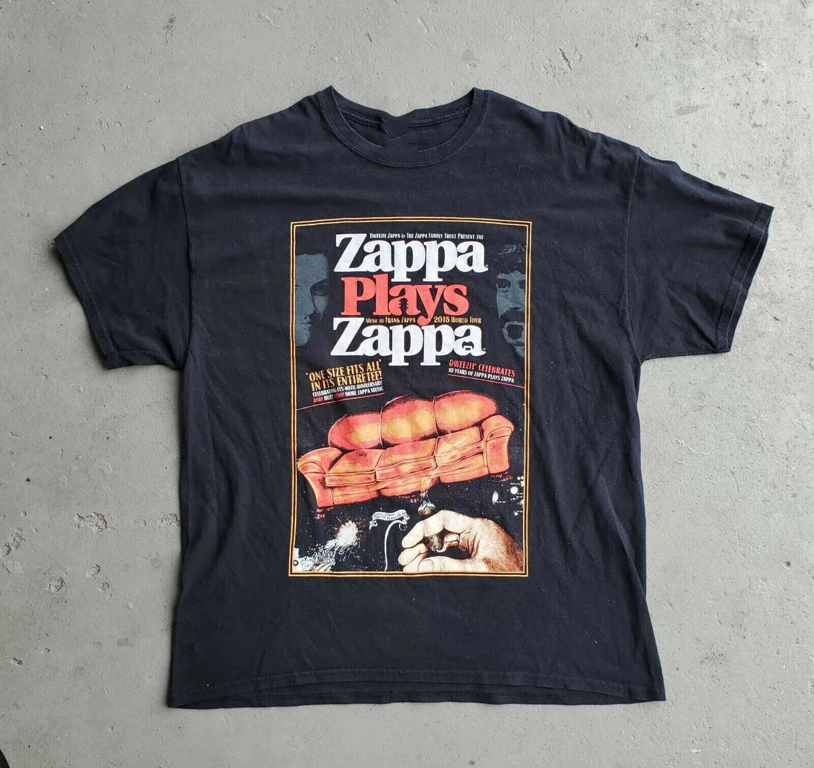 Zappa يلعب موسيقى Zappa لـ Frank Zappa 2015 World Tour باللون الأسود EL139