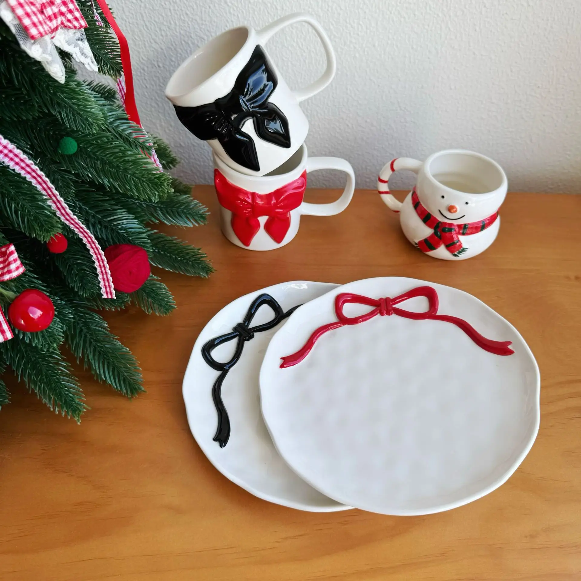 

Bowknot Ceramic Plate Hand Painted Under Glaze Christmas New Year Dinnerware Set Gift for Girls