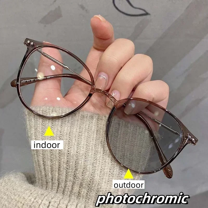 Ultralight Photochromic Myopia Glasses for Women Round Frame Men's Color Changing Eyewear Fashion Near Sight Glasses Anti-UV