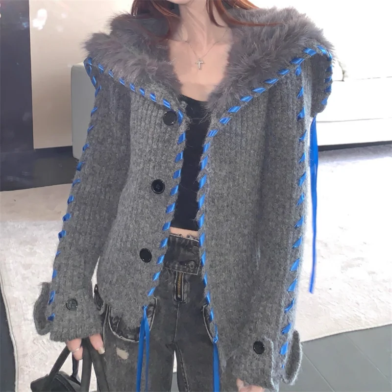 

Плюшевый меховой большой воротник с лацканами, длинный рукав, серый кардиган, новинка 2025, осень-зима, толстый тонкий свитер, контрастный цвет, вязаная куртка на шнуровке