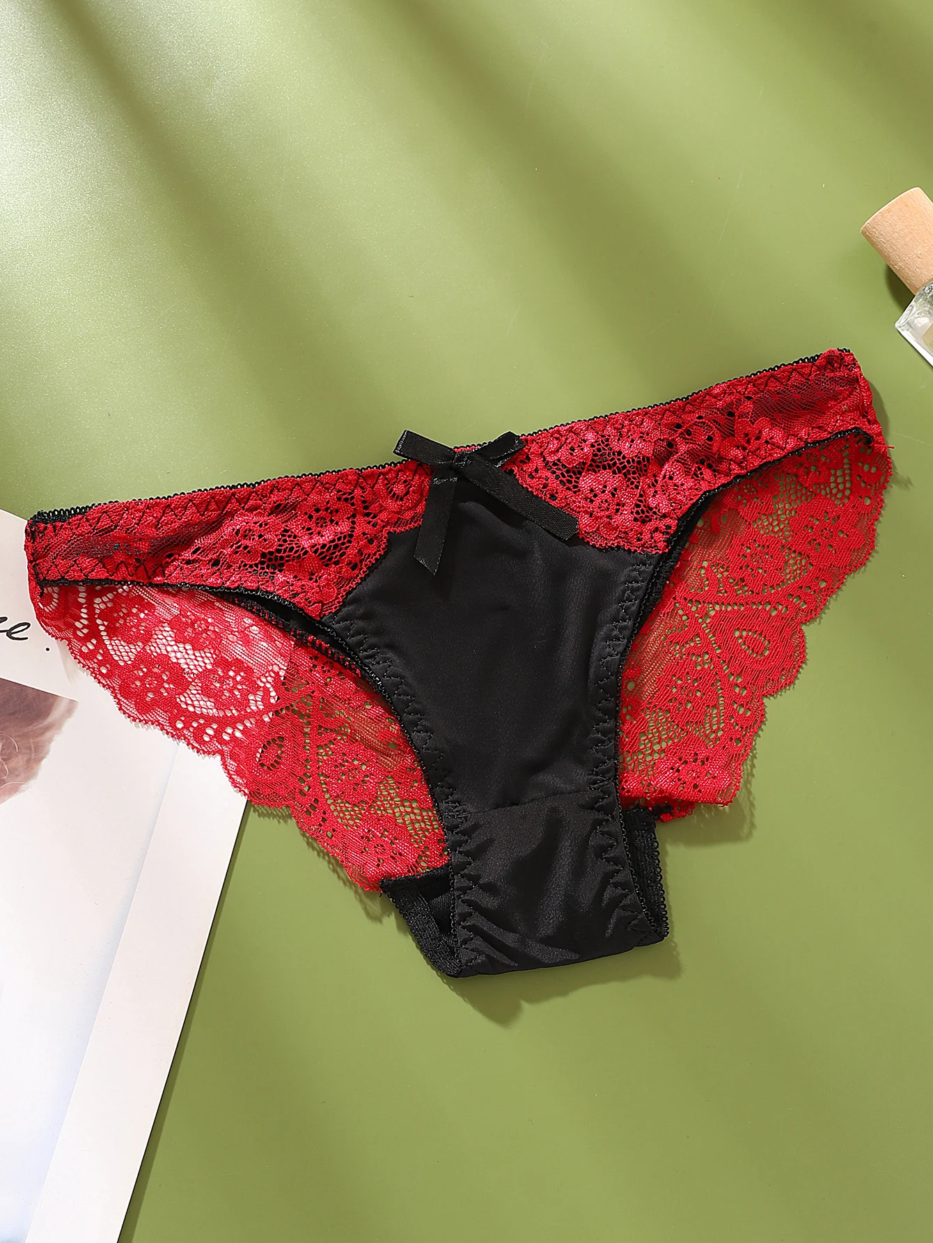 Sexy Lace Women's Underwear Color-Block Sheer Comfortable Breathable Soft Intimate Mid-Low Rise Ladies Briefs