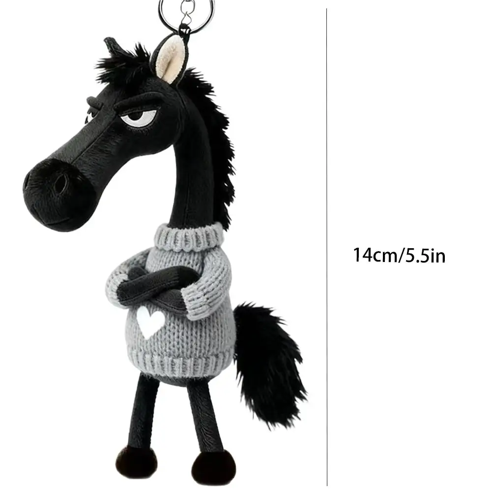 พวงกุญแจตุ๊กตาม้าสีดำการ์ตูนปี 2026 ตุ๊กตาม้าปีใหม่ประจำปีม้า ของเล่นตุ๊กตาม้าติดกระเป๋าเป้ ของขวัญ