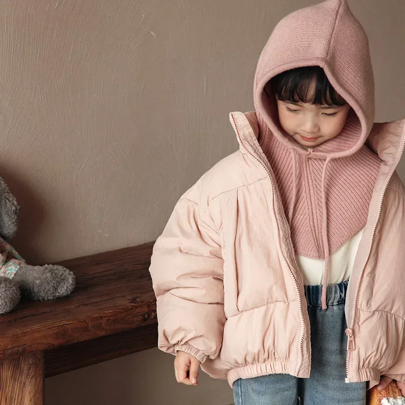 Coats Girls Knitted Hats Down Jackets Bread Jackets Autumn and Winter New Styles Baby Stand Collar Jackets Korean Warm 2024