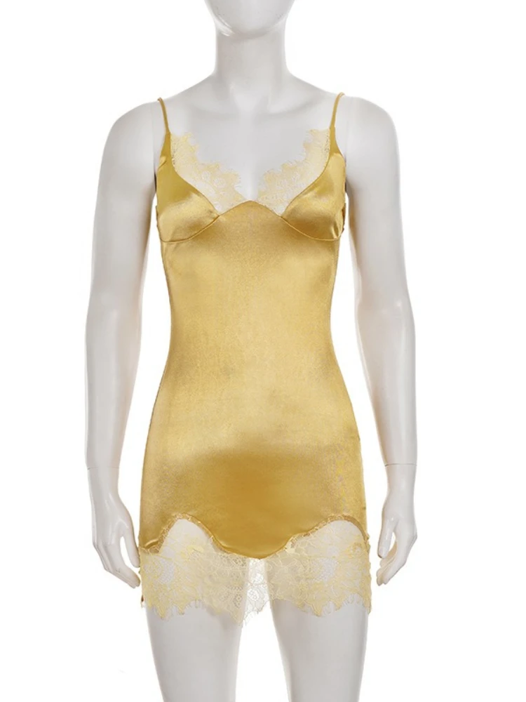 เดรสสายเดี่ยวรัดรูปทรงเข้ารูปสำหรับผู้หญิง ดีไซน์เซ็กซี่ แต่งลูกไม้ คอวีลึก แขนกุด เหมาะสำหรับฤดูร้อน แฟชั่นทันสมัย