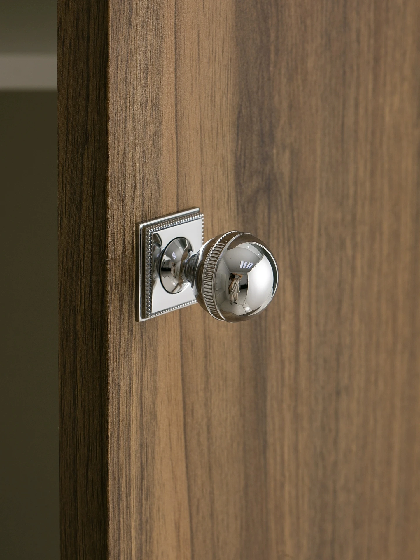 

Furniture Solid Brass Handles Silver Wardrobe Handles Bedroom Shoe Cabinet Handle Kitchen Drawer Ball Gloss Single Hole Handles