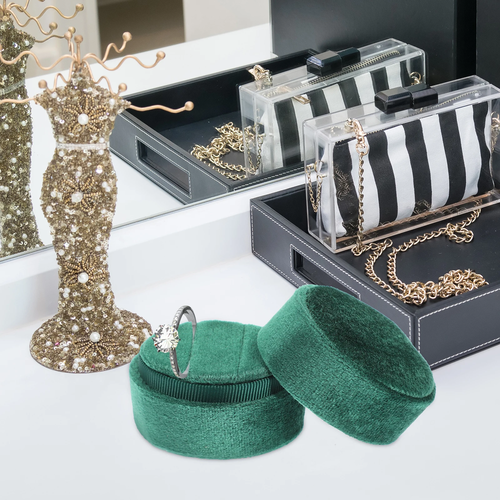 

Oval Velvet Double Slot Couple Ring Box G116 Green Small Portable Retro Style Engagement Boxes Jewelry ganizer Storage