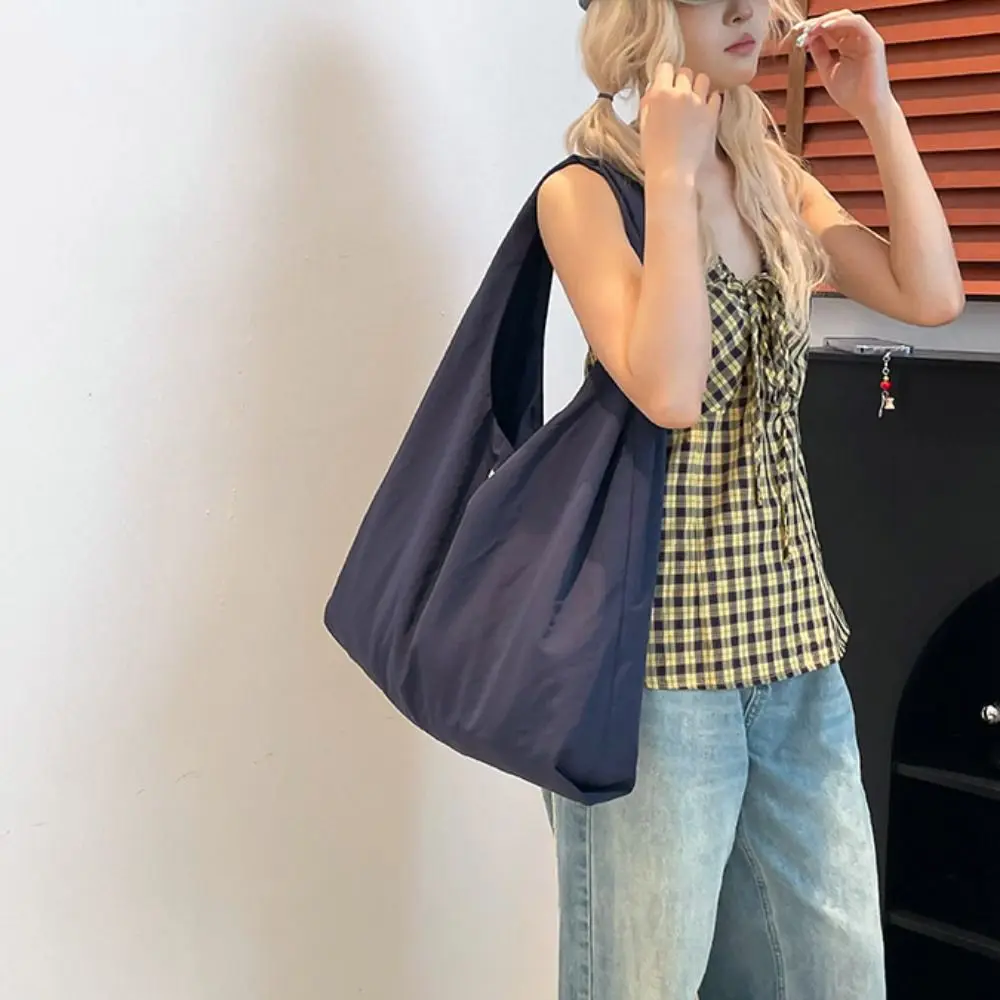 

Candy Color Nylon Shoulder Bag Quick-dry Large Capacity Casual Tote Bag Solid Color Korean Style Japanese Style Shoulder Bag