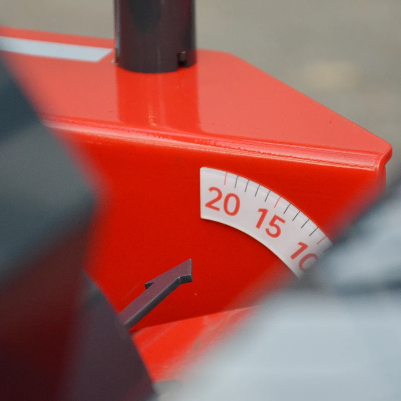 Cortadora de césped personalizada con barra horizontal, motor de cuatro tiempos de alta potencia, adecuada para agricultura, silvicultura y deshierbe.