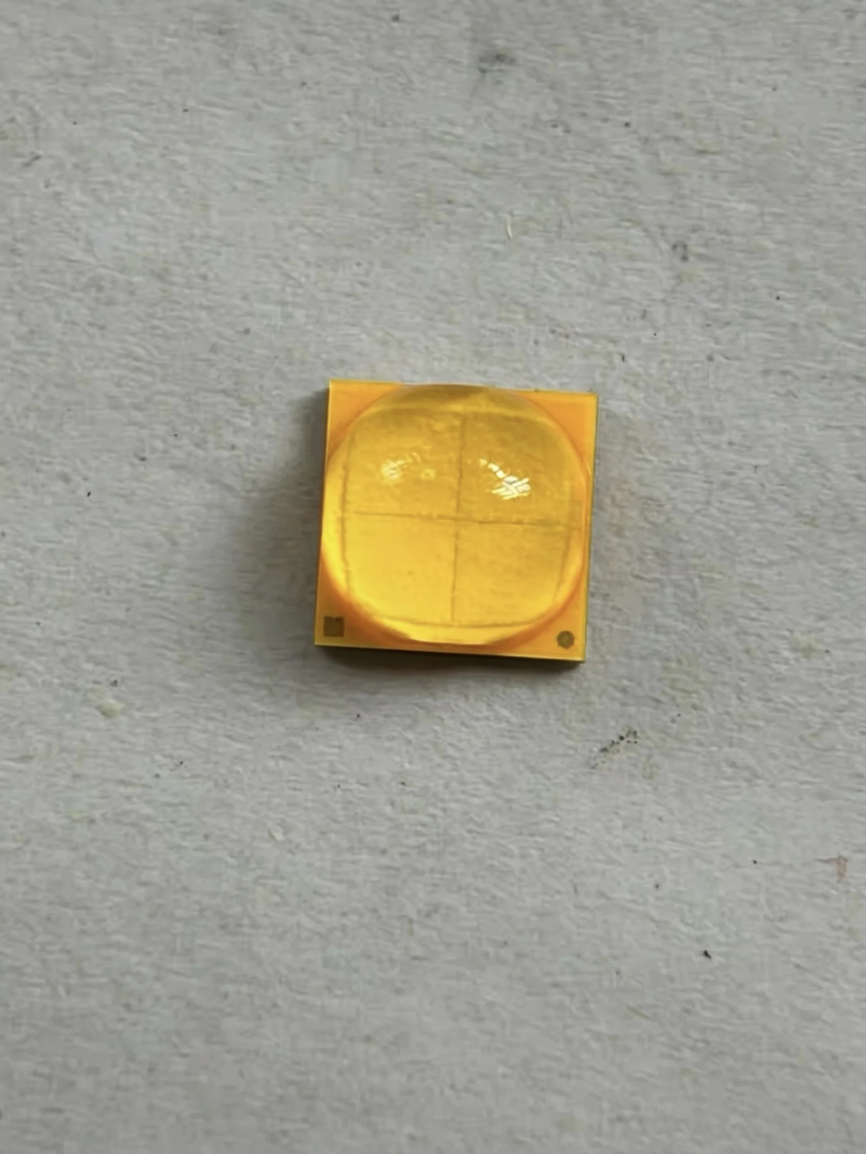 para-leds-cree-de-alta-potencia-xhp702-tensao-de-6v-corrente-de-48a-potencia-30w-renderizacao-de-cor-normal-de-3500k-renderizacao-de-cor-de-3500k-90
