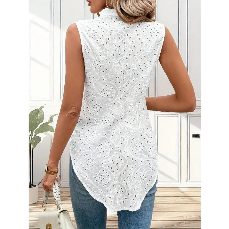 PLUS ขนาดผู้หญิง Lace Hollow เย็บปักถักร้อยเสื้อกั๊ก Elegant V คอเสื้อแขนกุดเสื้อสีขาวปุ่มแฟชั่น TOP