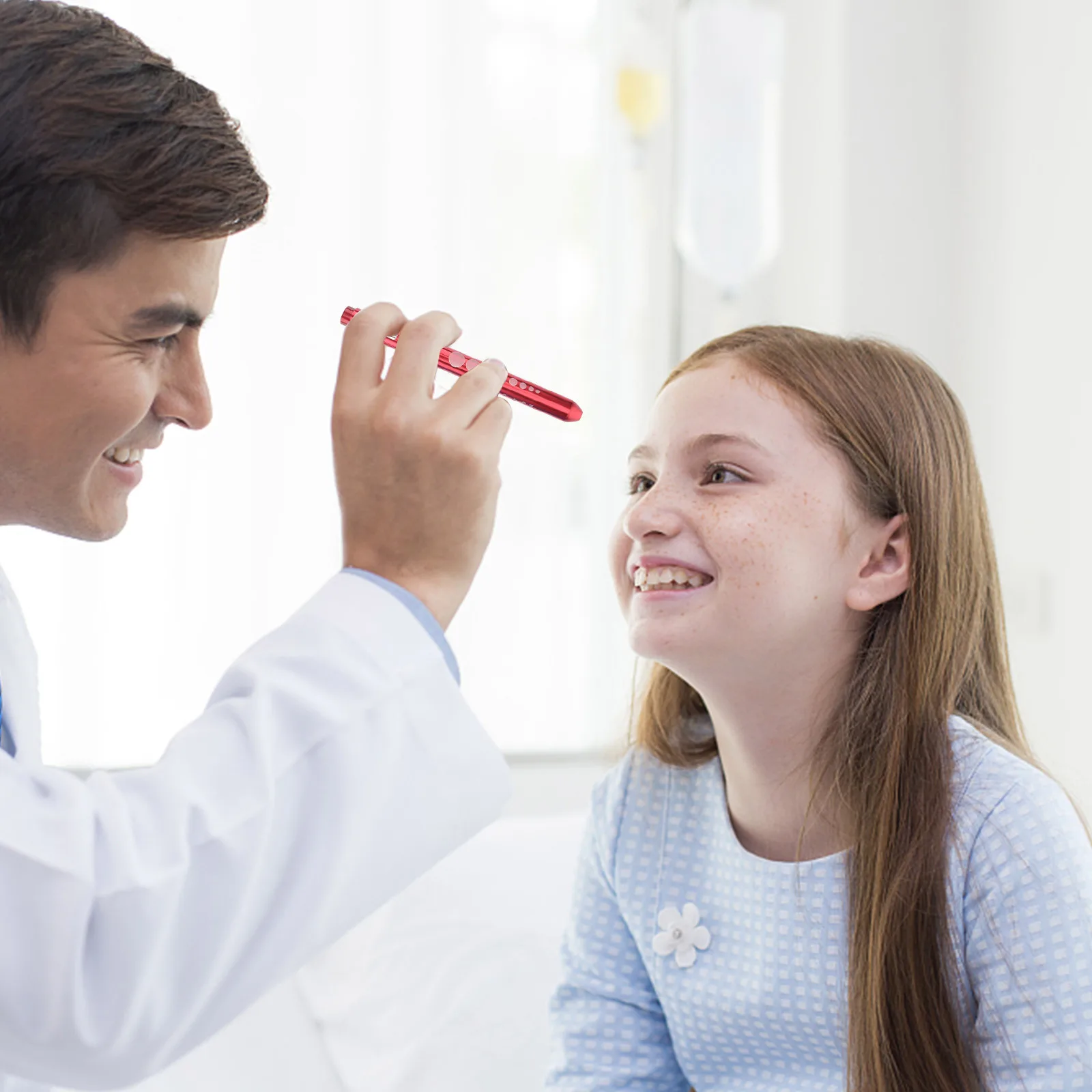 3 قطع ضوء أبيض LED مدمج مزدوج AAA يعمل بإضاءة فحص طبية قابلة لإعادة الاستخدام