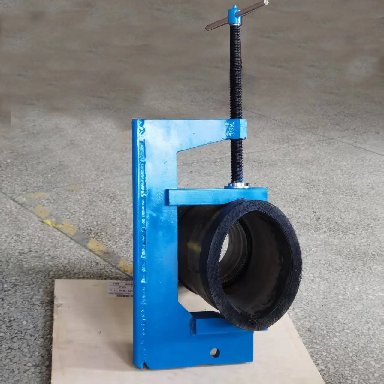 PE pipe rounder, plastic pipe rounder, deformation recovery, manual grading control, and pipeline correction
