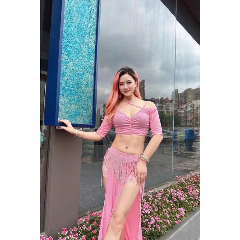 trajes-de-danza-del-vientre-personalizados-top-rosa-con-cuello-en-v-conjunto-de-falda-con-borlas-de-diamantes-vestido-de-practica-de-danza-oriental-falda-larga-dividida-2-uds