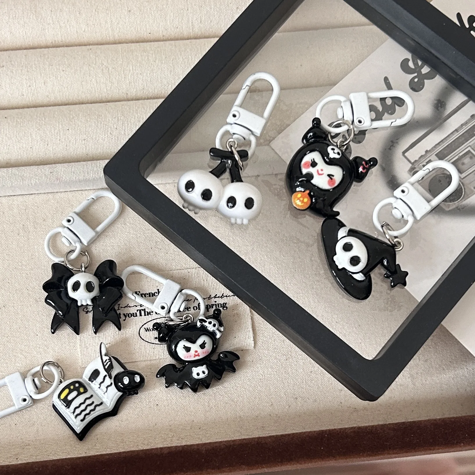 

Kawaii Sanrio Halloween Dark Kuromi Keychain Skull Pumpkin Cute Cartoon Pendant Backpack Decoration Fun Festival Theme Gifts