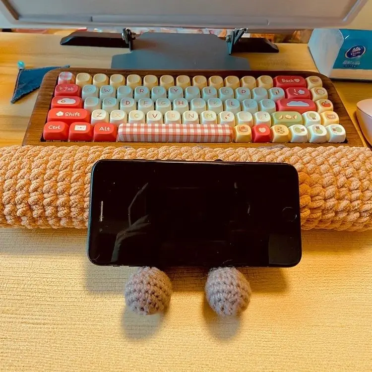 Handgemachte DIY Tastatur Zauberstab Multifunktionale Ständer Handgelenkstütze Gewebtes Material Tasche Strickgarn Häkelnadel Niedliche Puppe Geschenk