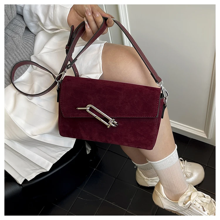 

High-End Leather Classic Designer Paris Fashion Tote Bag for Women Minimalist with Large Capacity Solid Color Trendy