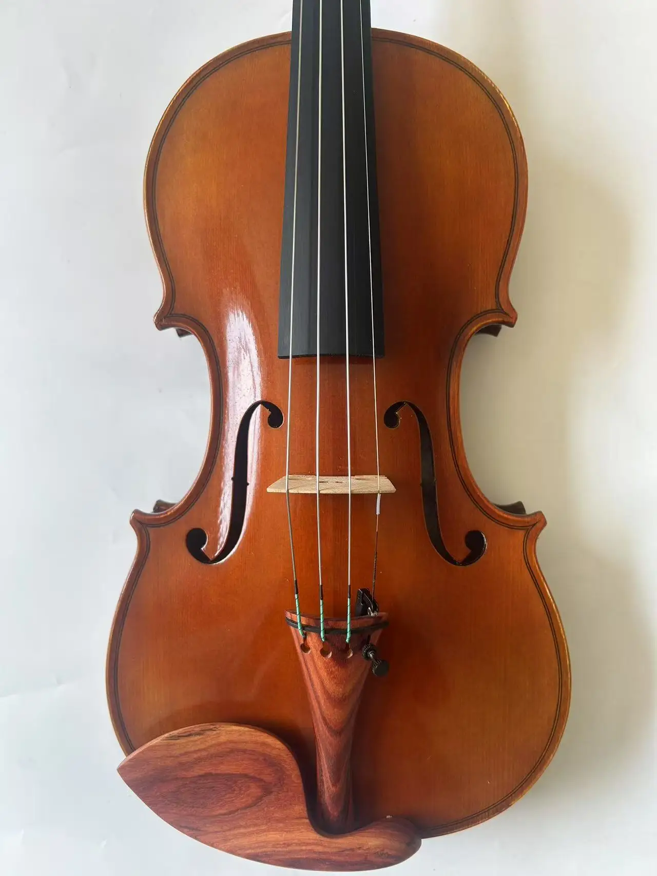 GT240505 4/4 نمط النمر الطبيعي المصنوع يدويًا نمط القيقب كمان عين الطيور القيقب