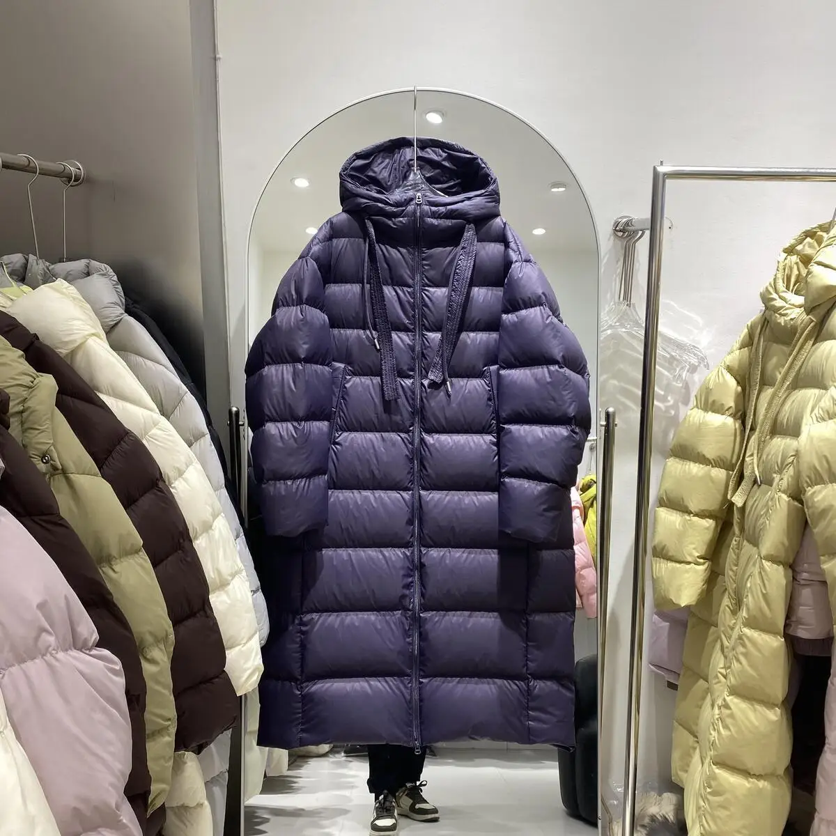 Winter New Women's Down Jacket Hooded Loose Commuting Straight Tube Parkas