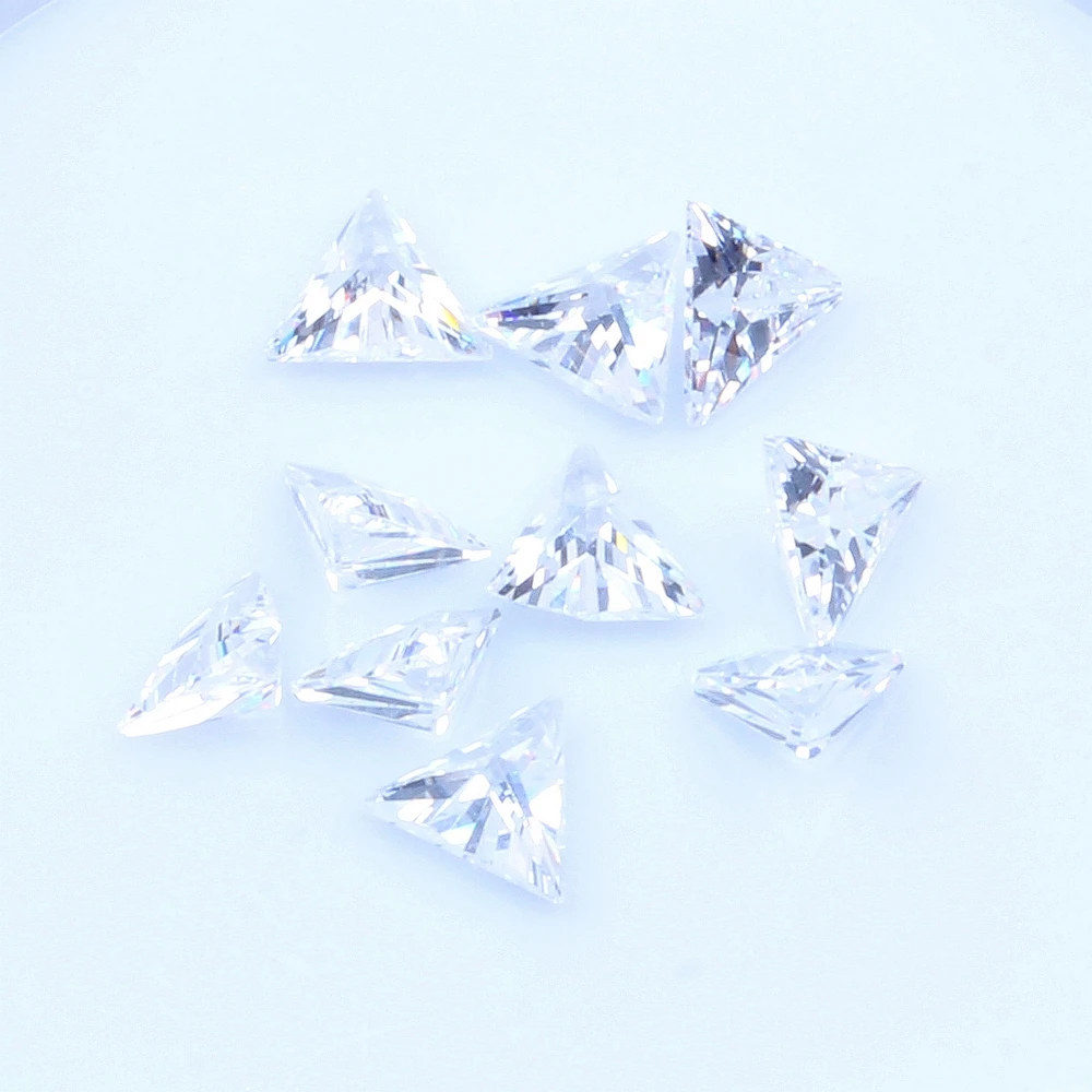 

Triangle White Many Size Cubic Zirconia Stone Machine Cut Crystal Shiny Rhinestones For Jewelry DIY Making 3D Decorations