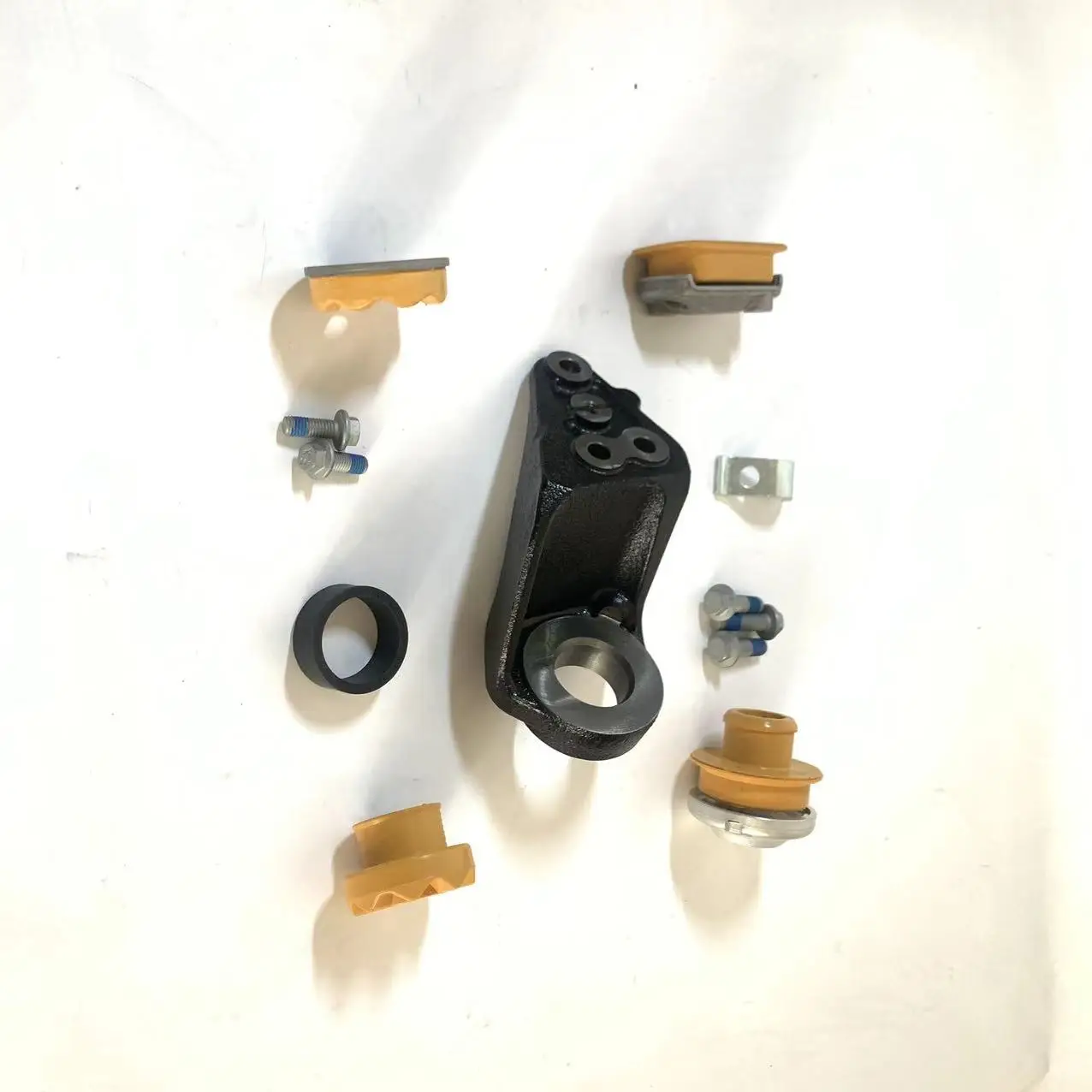 OE LR110309  the Car Front Differential Repair Kit Bracket Kit Resolves Resonant Anomalies for the Range Rover Sport Defender