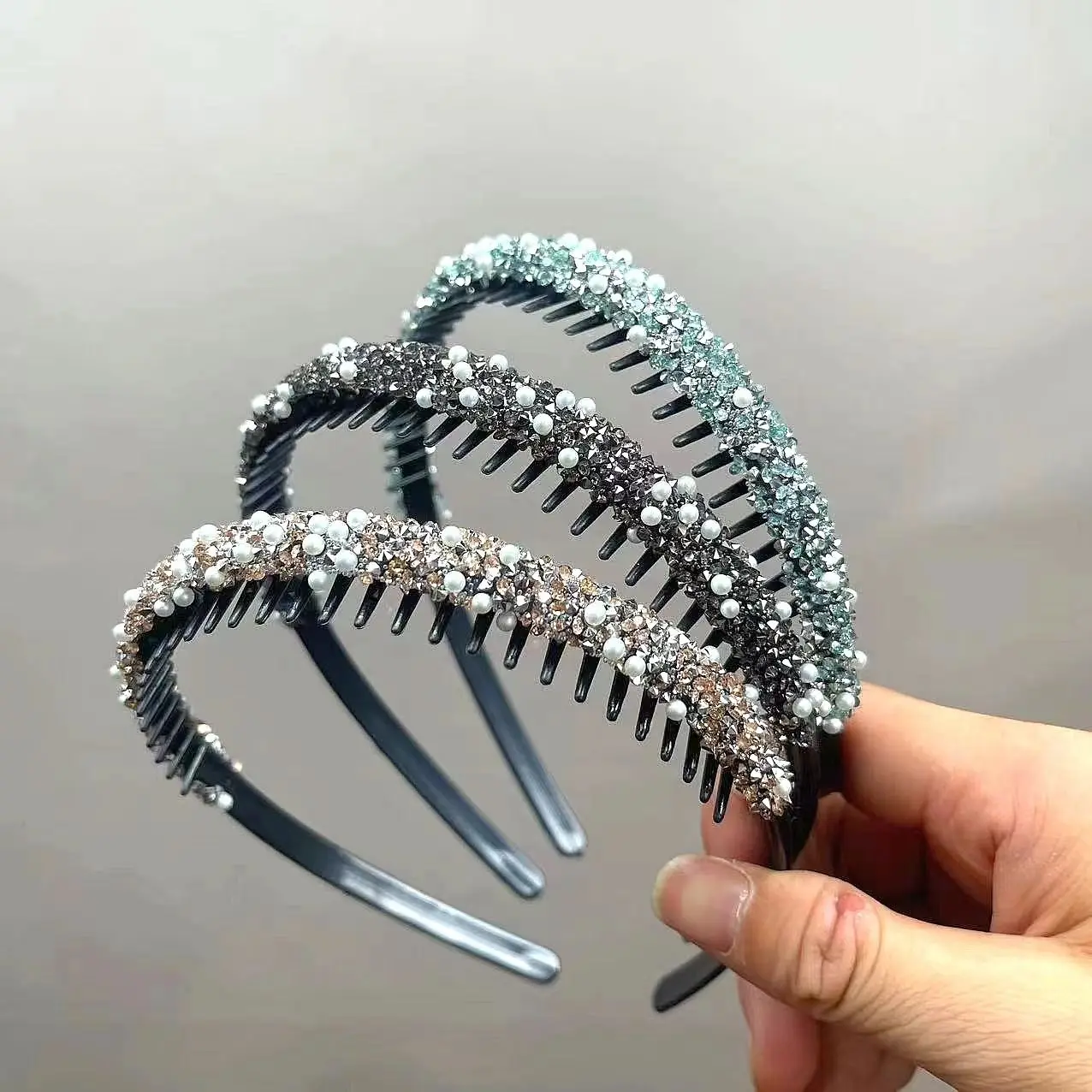 

Water Diamond Anti Slip Women's Four Seasons Beautiful and Stylish New Hairpin Adult Headpiece Headband
