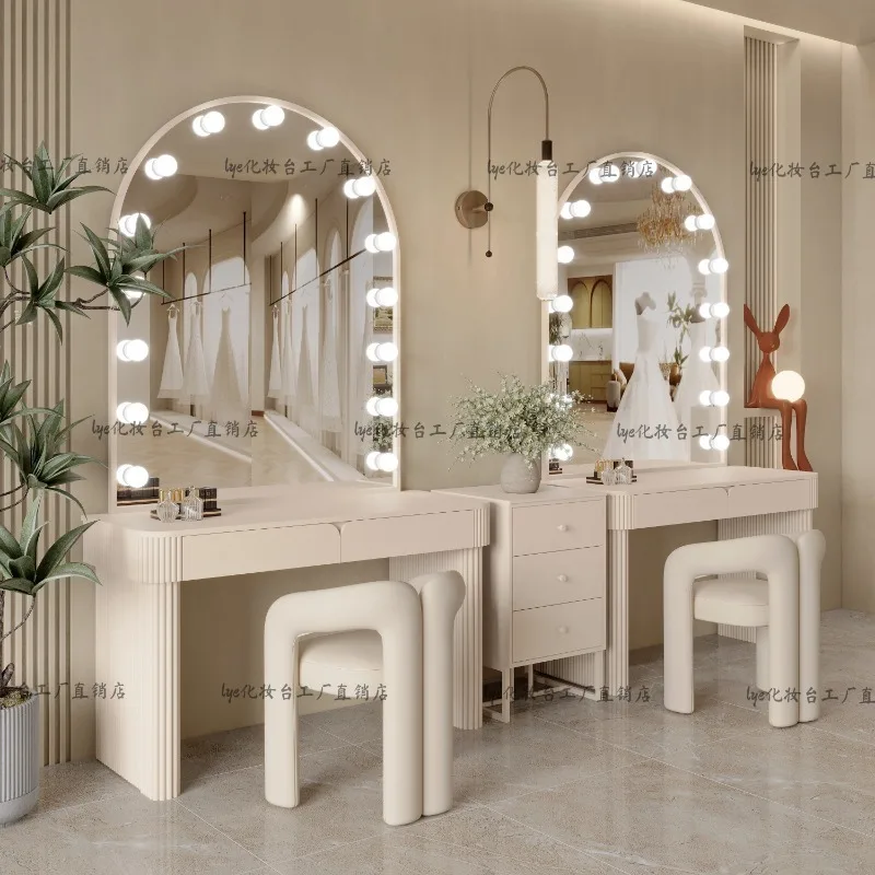 درج أسود منضدة الزينة للفتيات تصميم بسيط بإضاءة LED طاولة زينة للمكياج عطر أوروبي Mueble Tocador أثاث منزلي