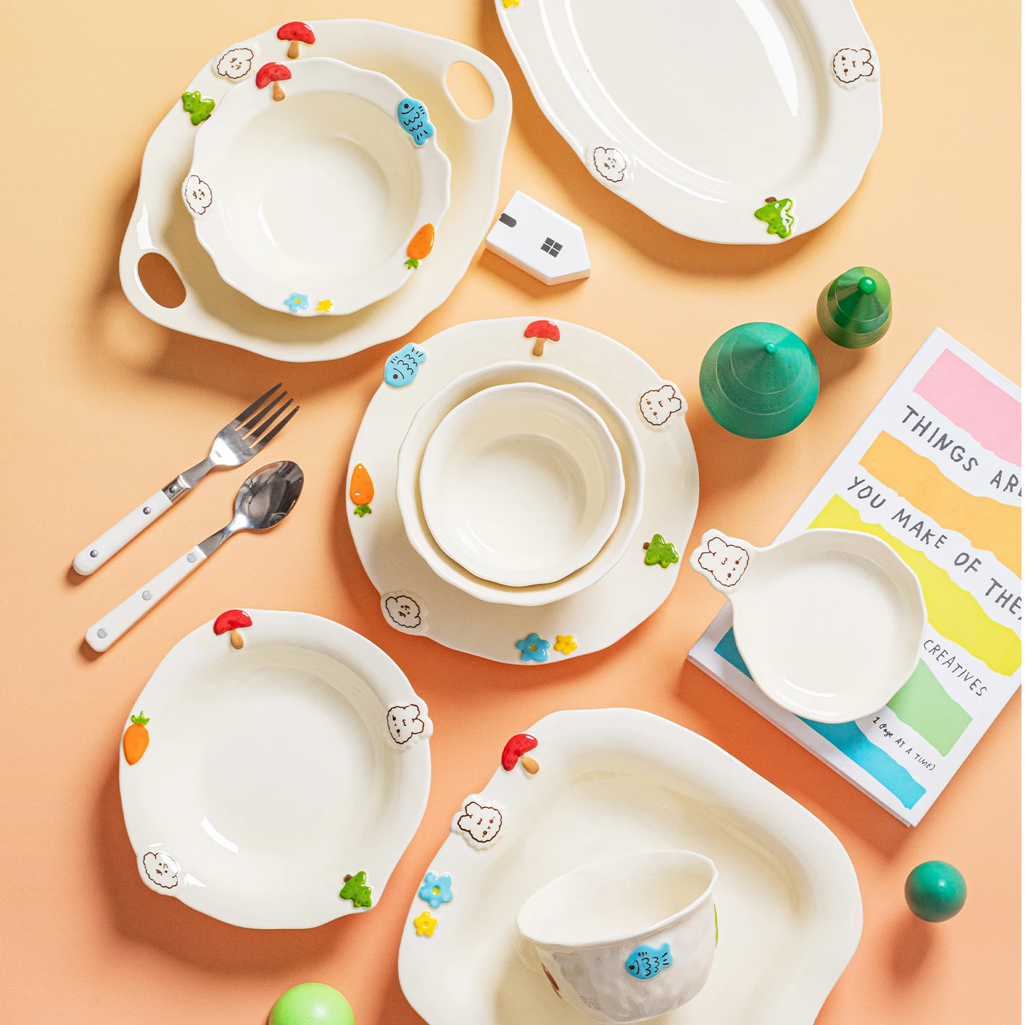 SHUNXIANG Ceramic Tableware 3D Colorful Animal Embossed Rice Bowl Soup Plate Pasta Dish Microwave Safe Kids Dinnerware Set