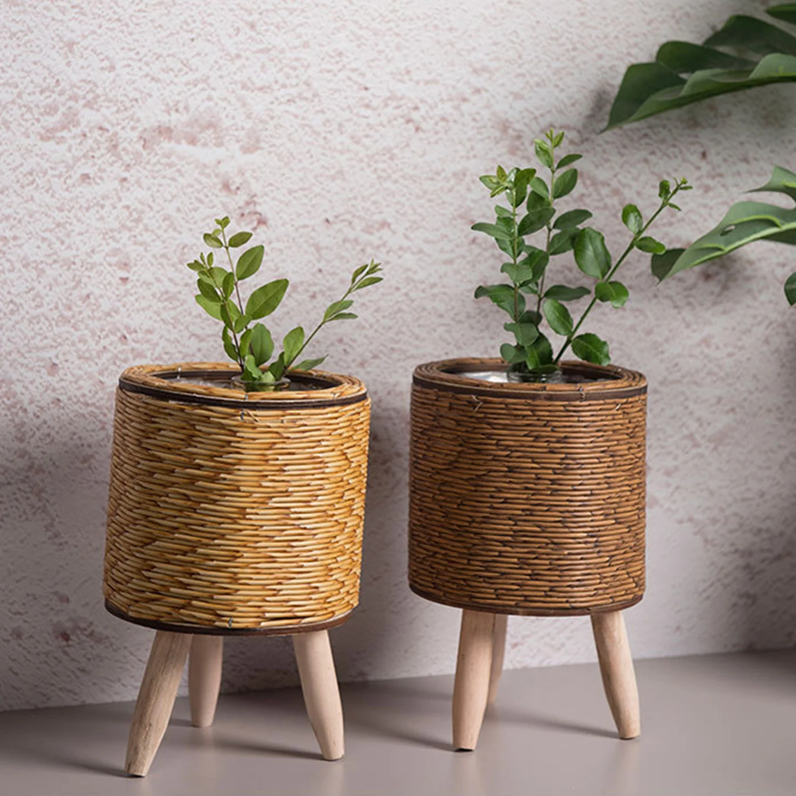 Rattan Flower Basket Rustic Home Decor for Plant Lovers Handwoven Planter Pot with Wood Legs Living Room Ornament Durable