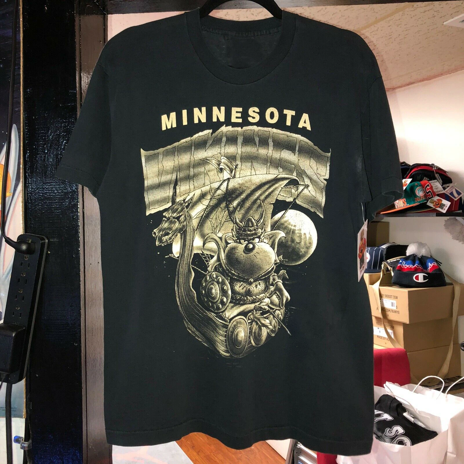 خمر 90s الكرتون الشمال المحارب التنين قارب تي شيرت 100% القطن س الرقبة قصيرة الأكمام الصيف عادية قميص رجالي حجم S-3XL