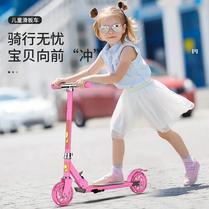 Children's Outdoor Travel Scooter Child Riding Toy Scooter Flash Wheel Scooter Folding Scooter Ride on Toys  Kid Kick Scooter