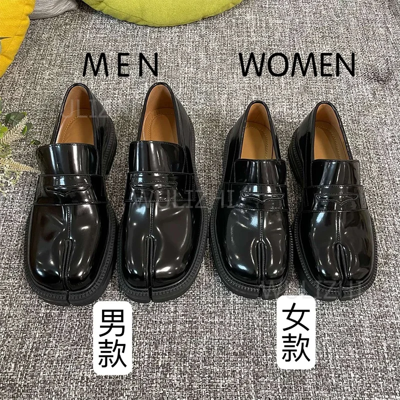 

Tabi Black Genuine Leather Flat Couple Derby Shoes Patent Luxury Cover Business Round Head Split Summer Men Work Office Lady