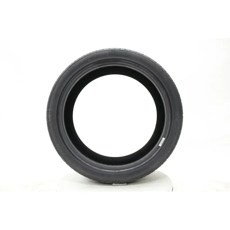 P Zero 305/30R19 102Y Passenger Tire