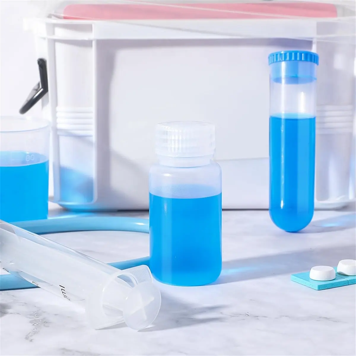 【~ New A64E】12 Pcs Pill Bottle Sample-Bottles Wide Mouth Reagent Bottle Plastic with Screw Caps Sample Containers 2 Oz 60 Ml