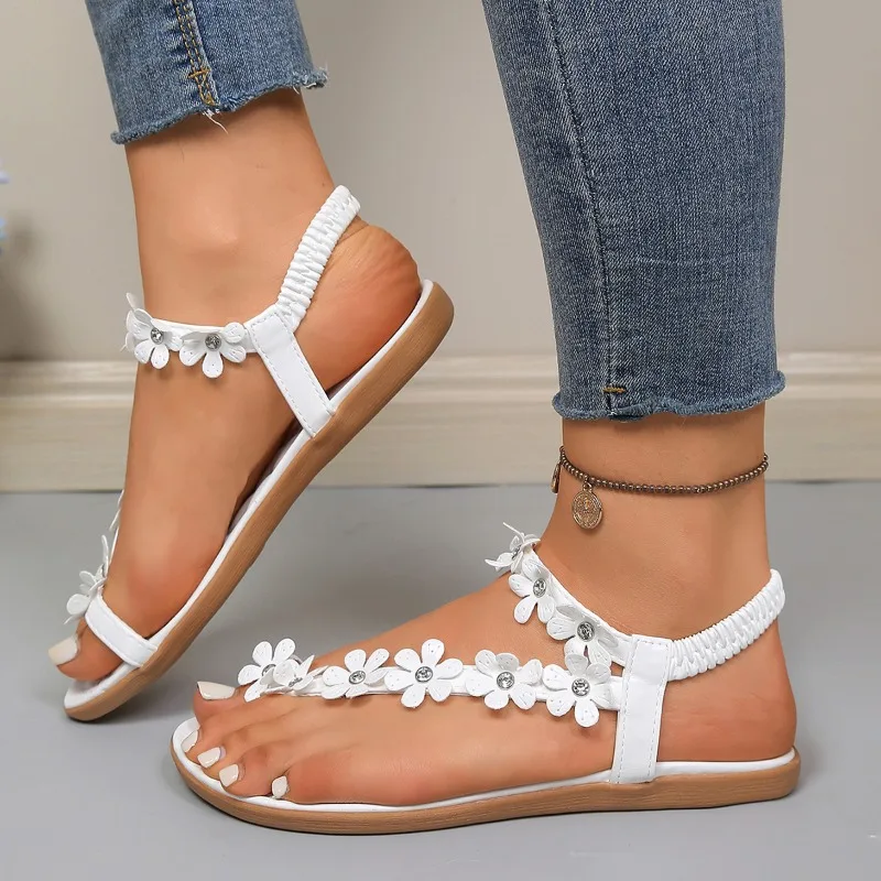 2026 Summer Elegant Flower Decor Soft Soled Women's Sandals Fashion Solid Toe Thong Casual Non Slip Women Shoes Zapatos De Mujer
