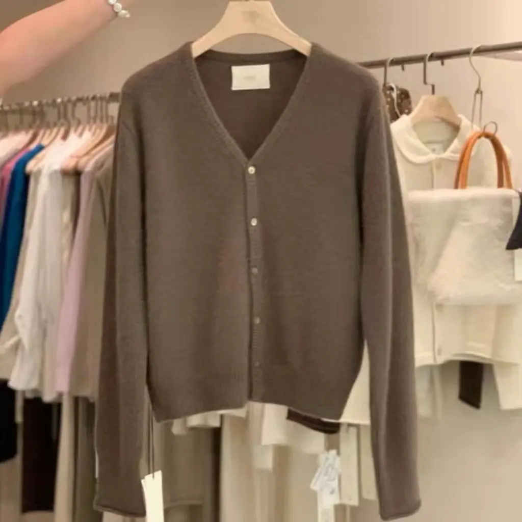 

Women's 100% Wool Cardigan Short V-neck Long-Sleeved Sweater Korean Style Thin Loose Knitted Outer Wear