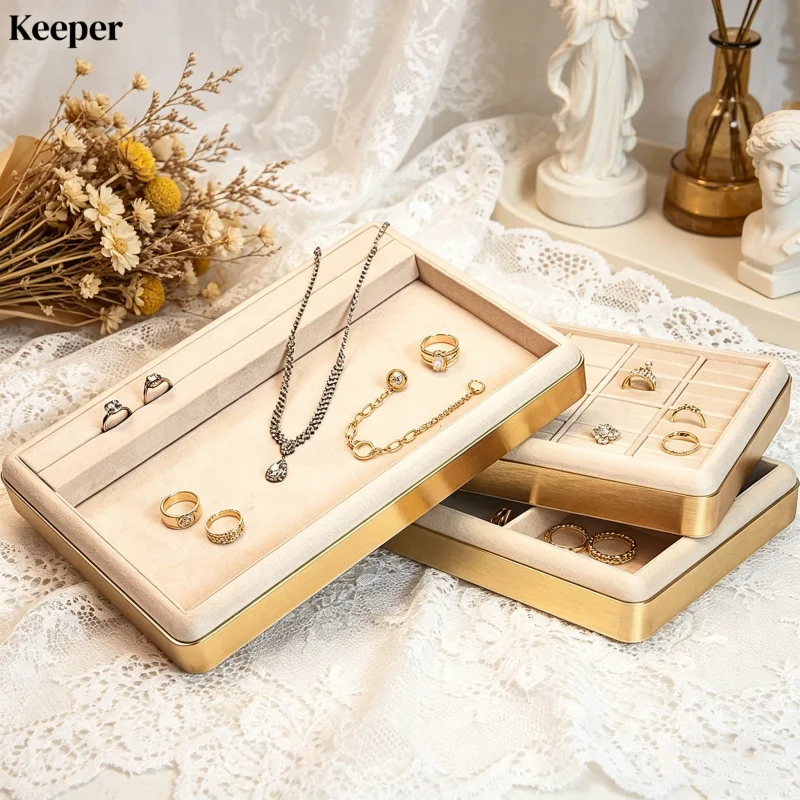 bandeja-de-joyeria-de-alta-calidad-con-bordes-metalicos-bandeja-de-joyeria-de-terciopelo-sufiber-bandeja-de-almacenamiento-y-exhibicion-para-collares-anillos-colgantes-y-pulseras
