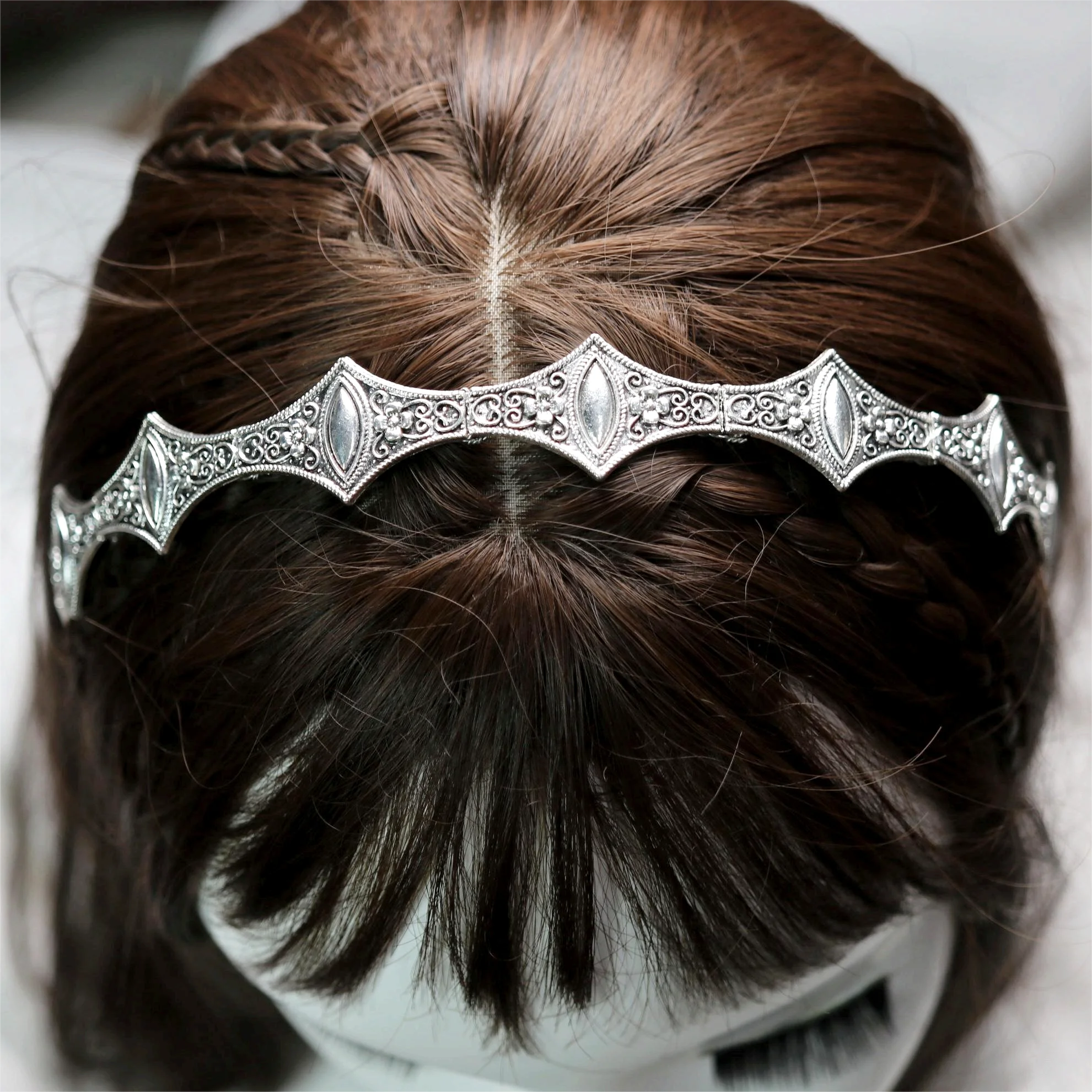 Vintage Women Headband Metal Crown Medieval Crown Bridal Hair Accessories BOHO Battle Crown Armor Headpiece Wedding gifts