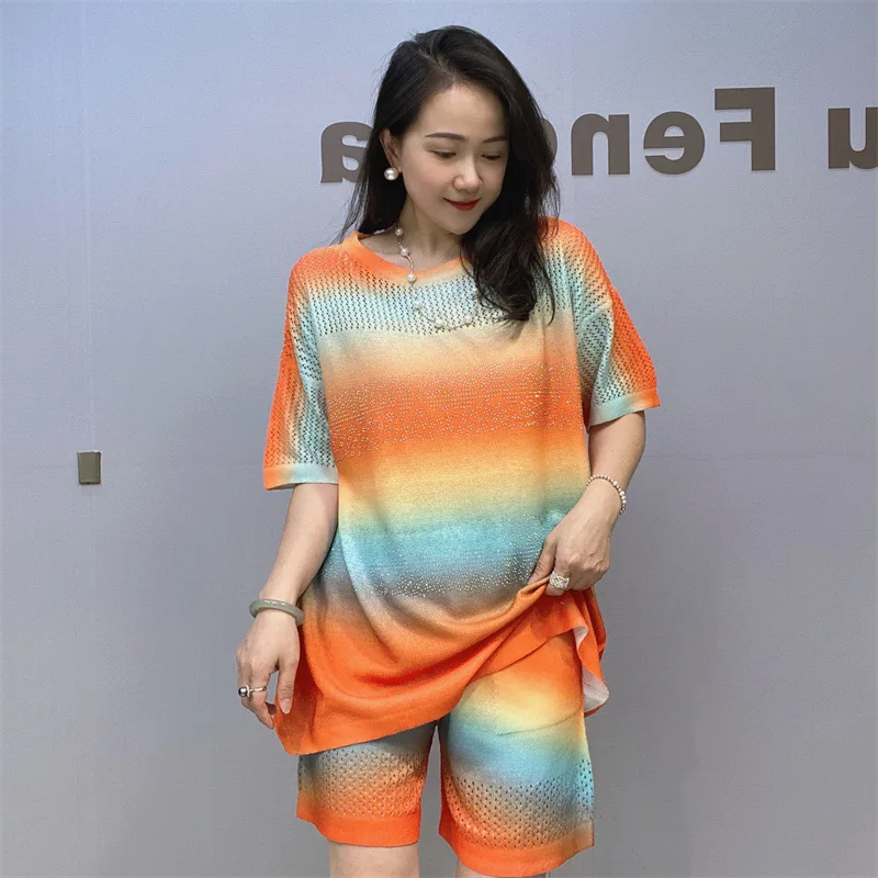 Women Knitted Set Short Sleeve Top Hot Drilling Elastic Waist Short Pants Casual Two-Piece Set Gradient Color Two-piece Set