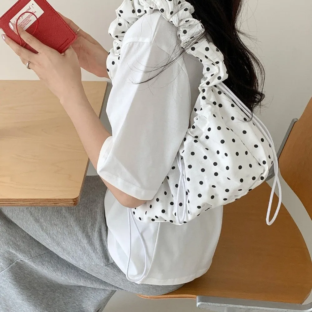 

Versatile Polka Dot Underarm Bag Large Capacity Korean Style Pleated Strap Tote Bag Lightweight Clutch Purse