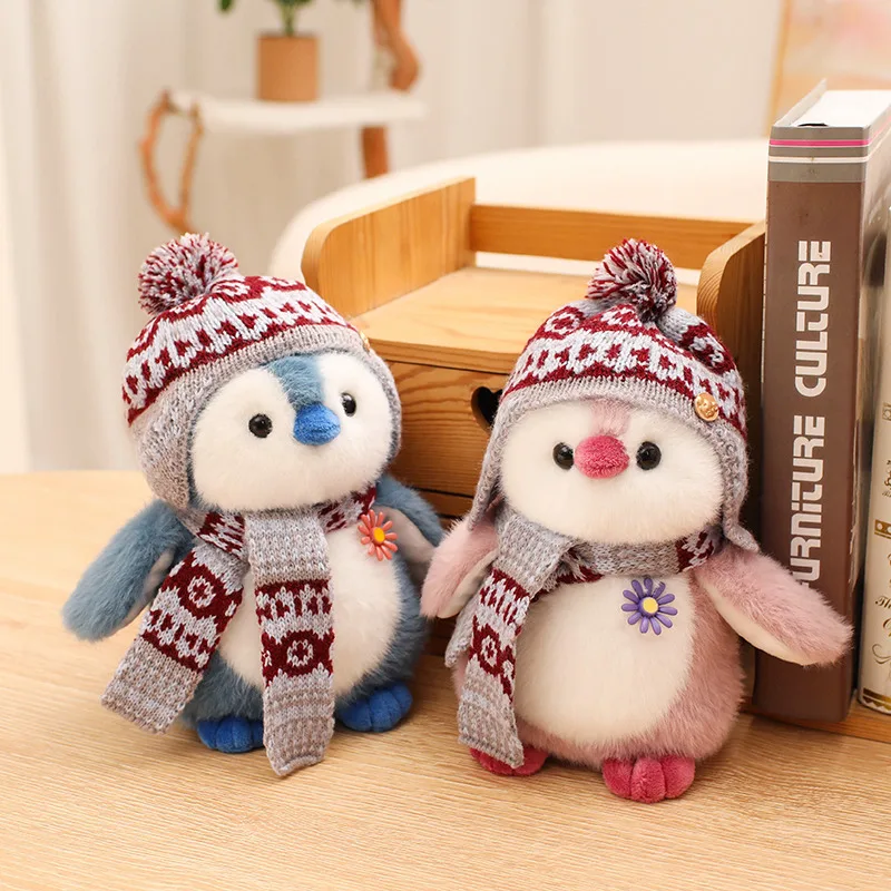 Bella soffice cartone animato cappello sciarpa pinguino peluche bambola cuscino grigio rosa animale peluche ciondolo decorazioni per la casa regalo per le ragazze dei ragazzi