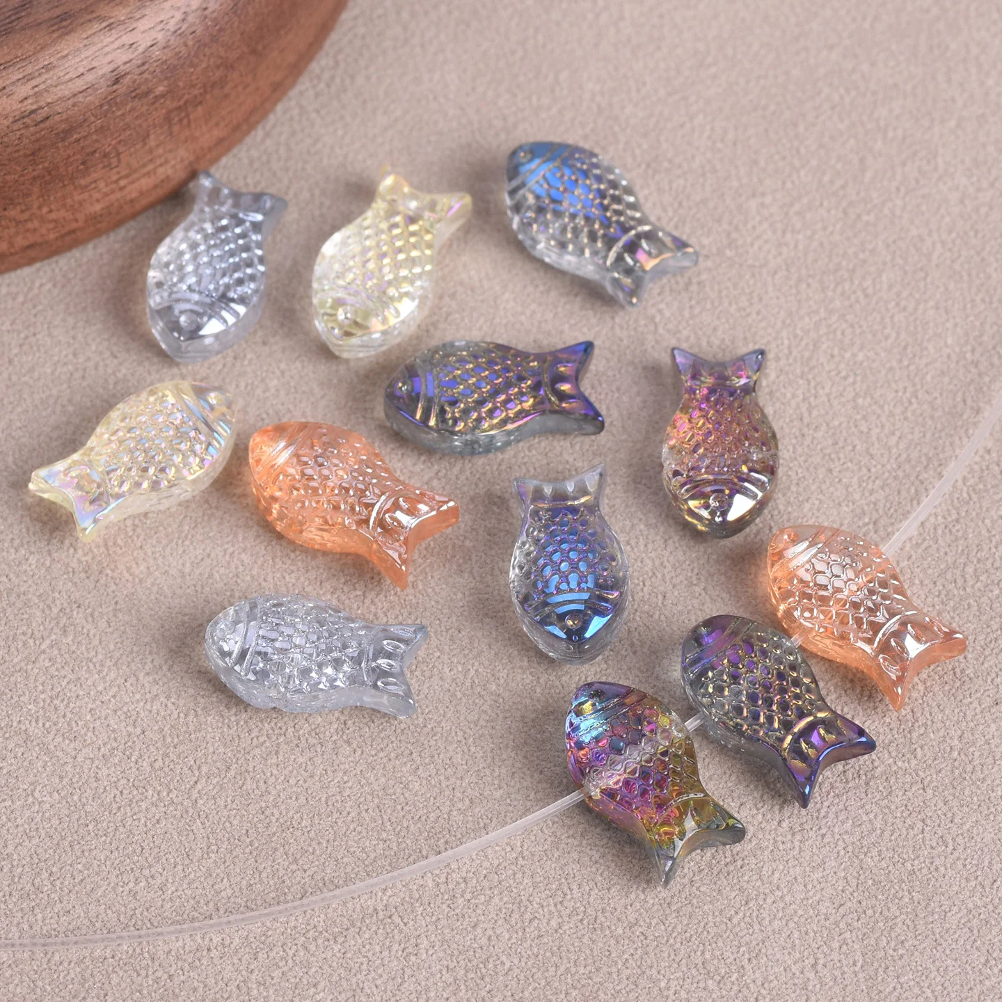 

10PCS Glossy 15x8mm Fish Shape Crystal Glass Loose Beads For Jewelry Making DIY Crafts Findings Supplies