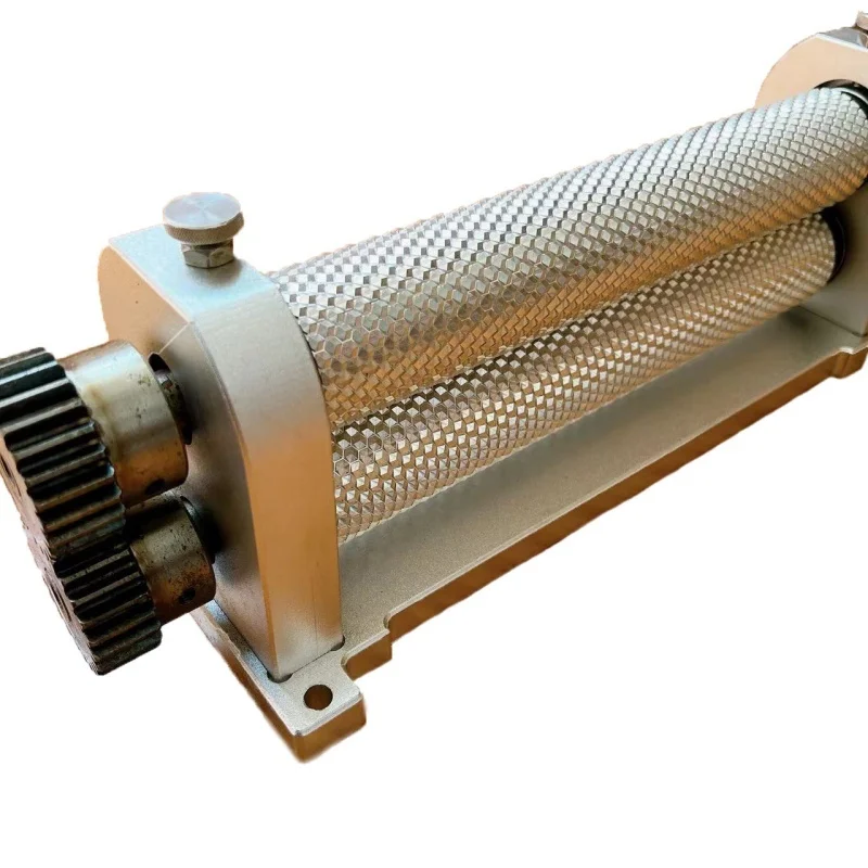 2026-Beekeeping Tools Beeswax Press Beeswax Stamping Machine Beeswax Stamper Comb Foundation Roller Mill