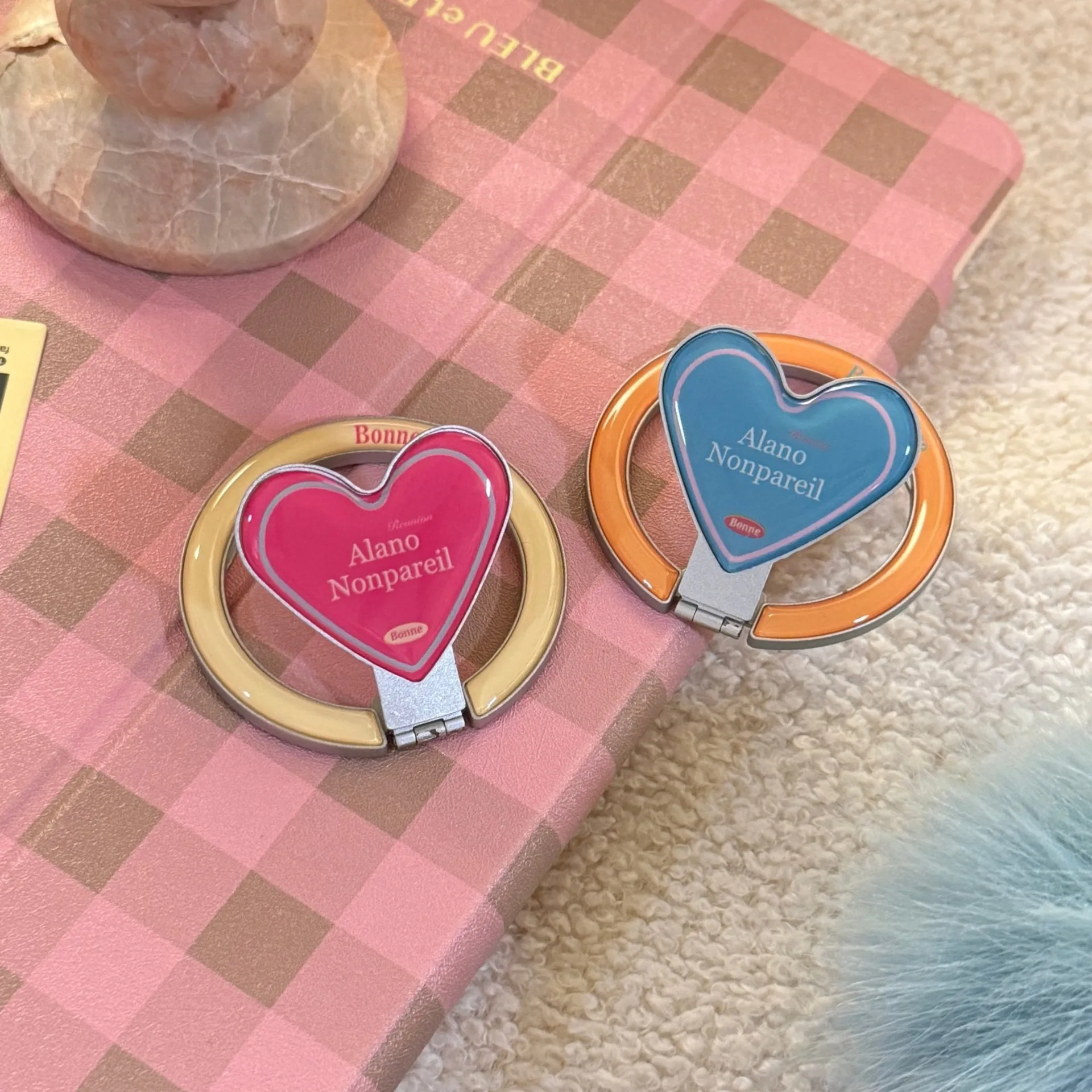 

Cute Heart Magnetic Phone Grip Stand Universal Foldable Bracket Holder Anti-Drop Finger Socket Kawaii Phone Decor Accessories