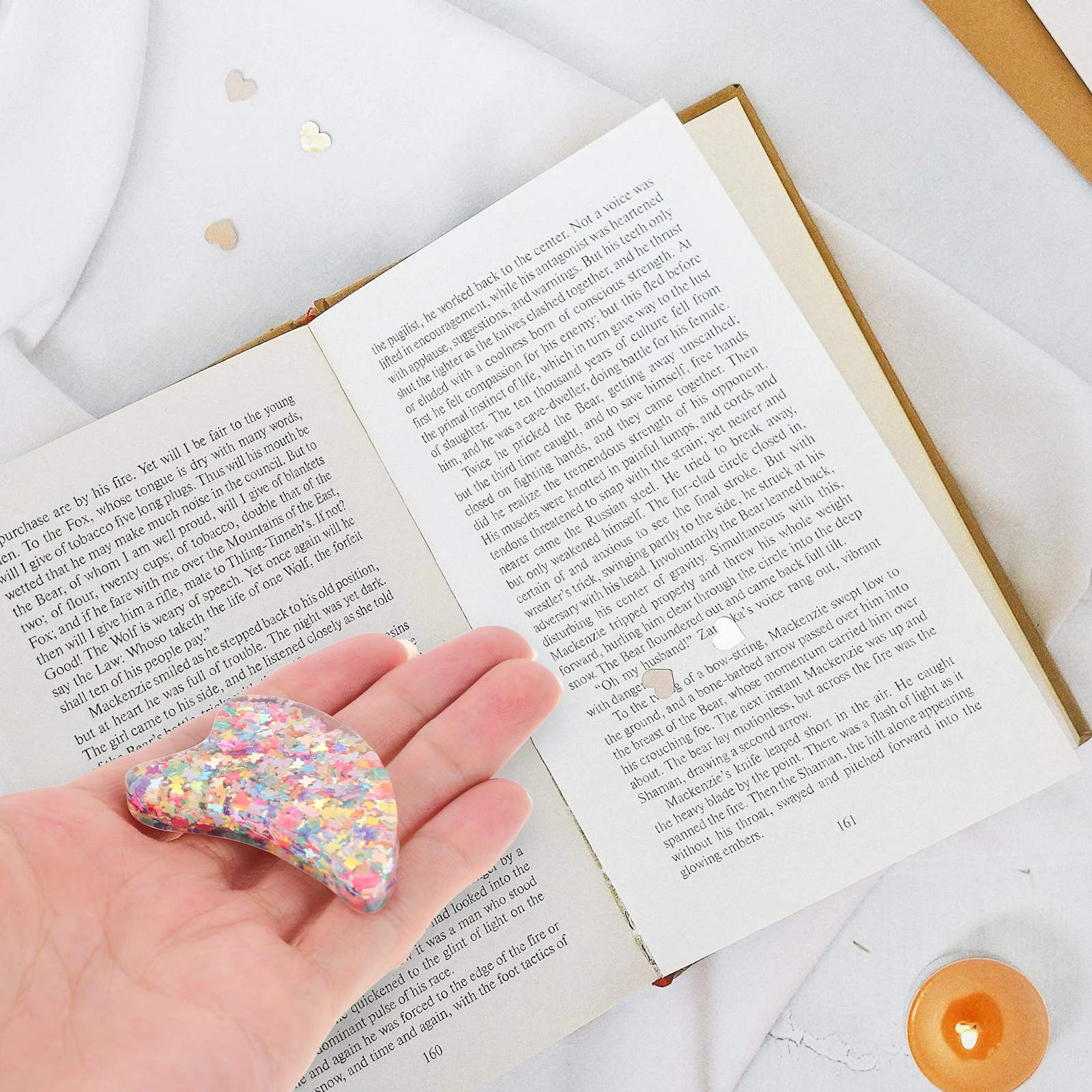 

Heart Shaped Book Page Holder Bookmark Safe Material Students Writers Teachers Librarians Book Lovers Portable Finger