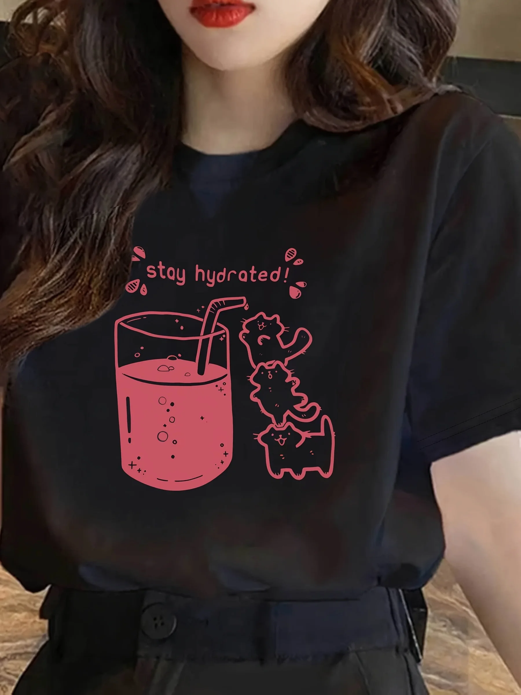 

Camiseta con estampado de gato bonito para mujercamiseta con estampado de té de la leche y perlasTop informal con cuello