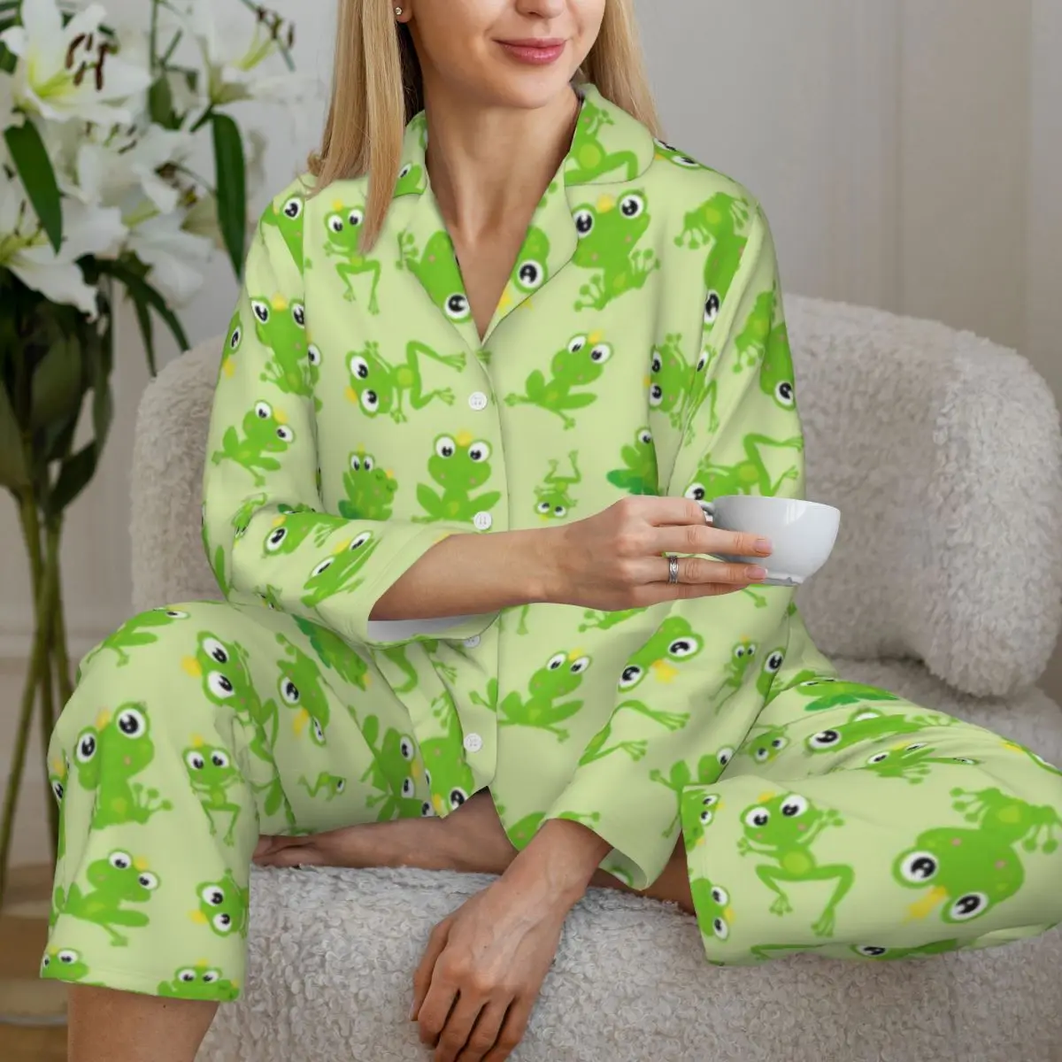 Pajamas Women Cute Frog Leisure Sleepwear Green Animal Print 2 Pieces Casual Pajama Set Long Sleeves Warm Oversize Home Suit