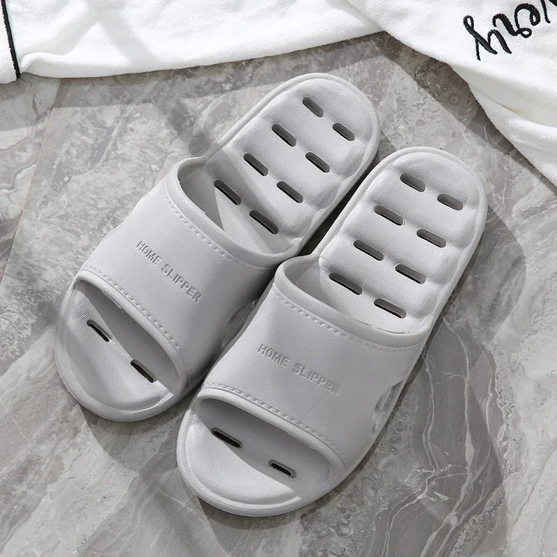 New Arrival Men Summer Beach Slippers EVA Soft Solid Color Sandals Leisure Light Indoor Bathroom Anti Slip Shoes