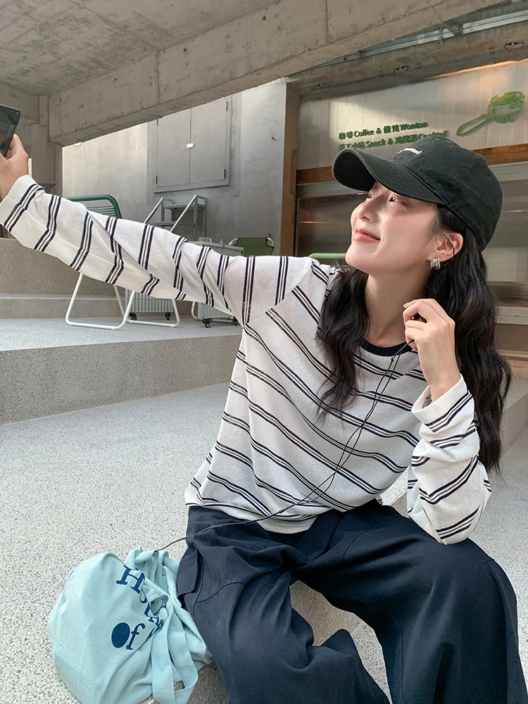 

Новинка: Модный женский свободный топ в полоску в корейском стиле для осени