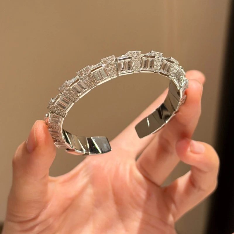 Bellux Official Original Design Jewelry Full Diamond Flying Disc Elastic Open Bracelet 925 Silver Plated Platinum Bangle