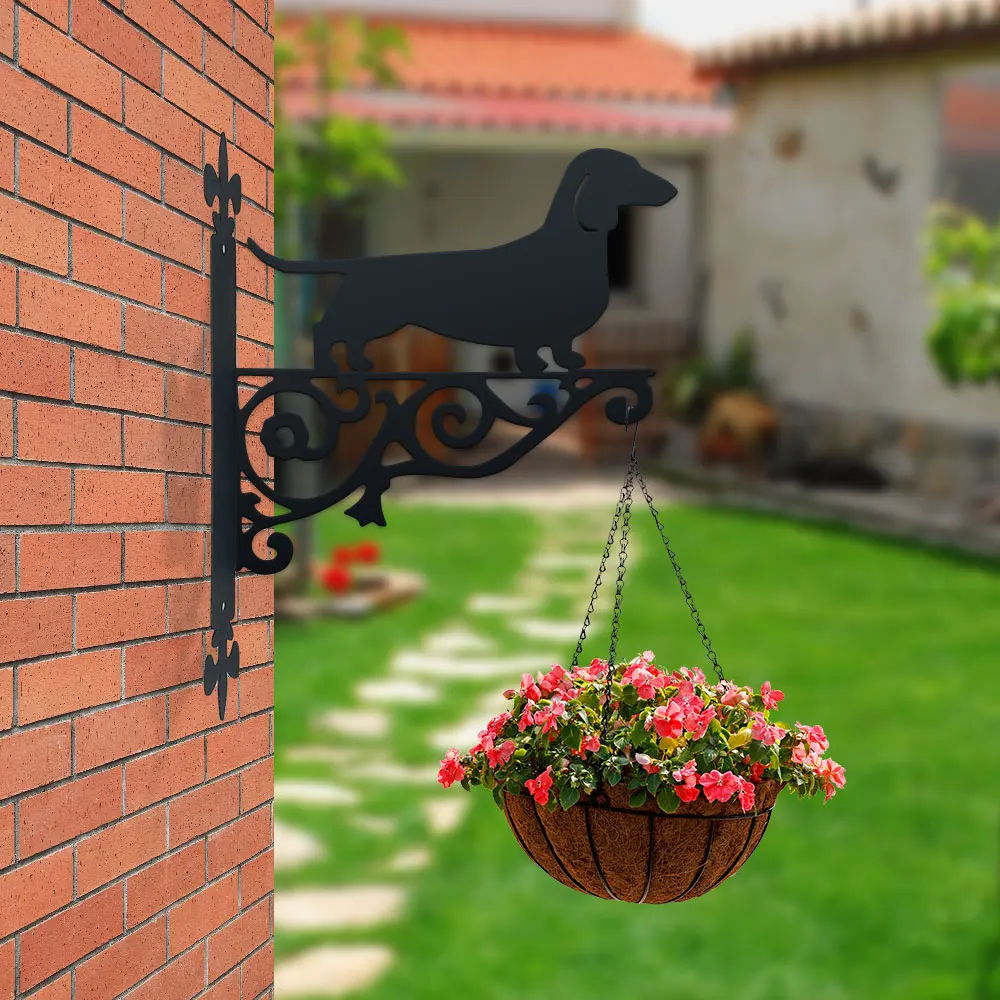 DDPNKL A stylish dachshund silhouette bracket. Hang plants or decor with canine charm. 25cm H, fits any wall.